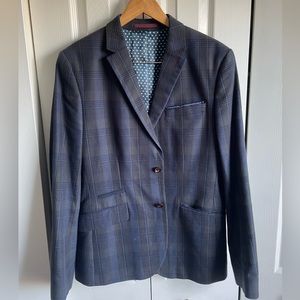 Ted baker men’s blazer. Size 4 (US Large)